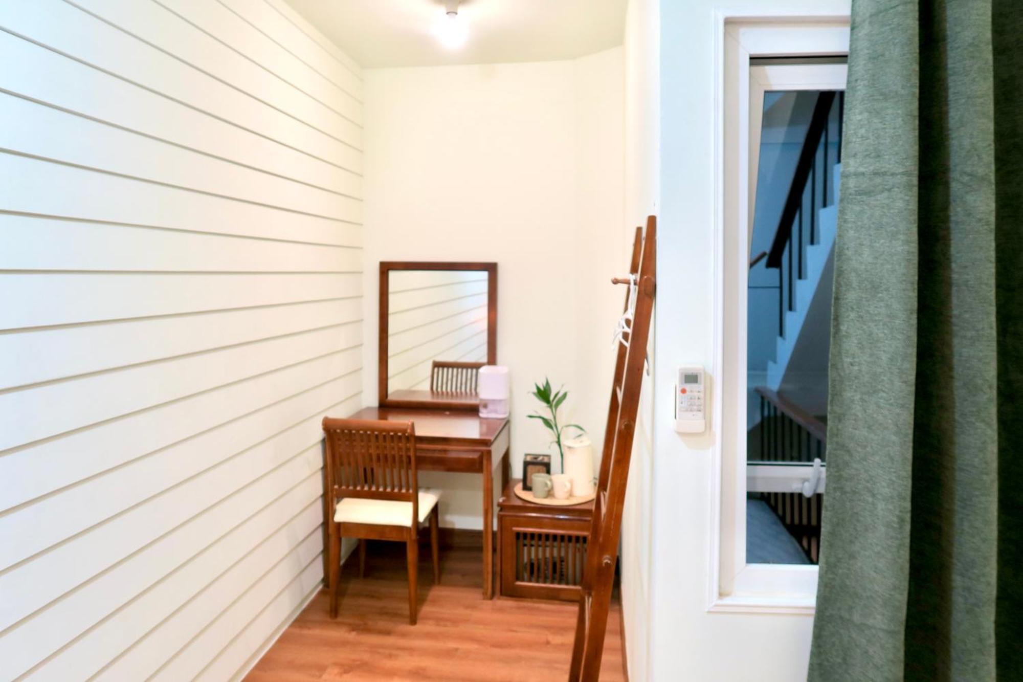 Les Fleurs Bangkok Hostel Екстер'єр фото
