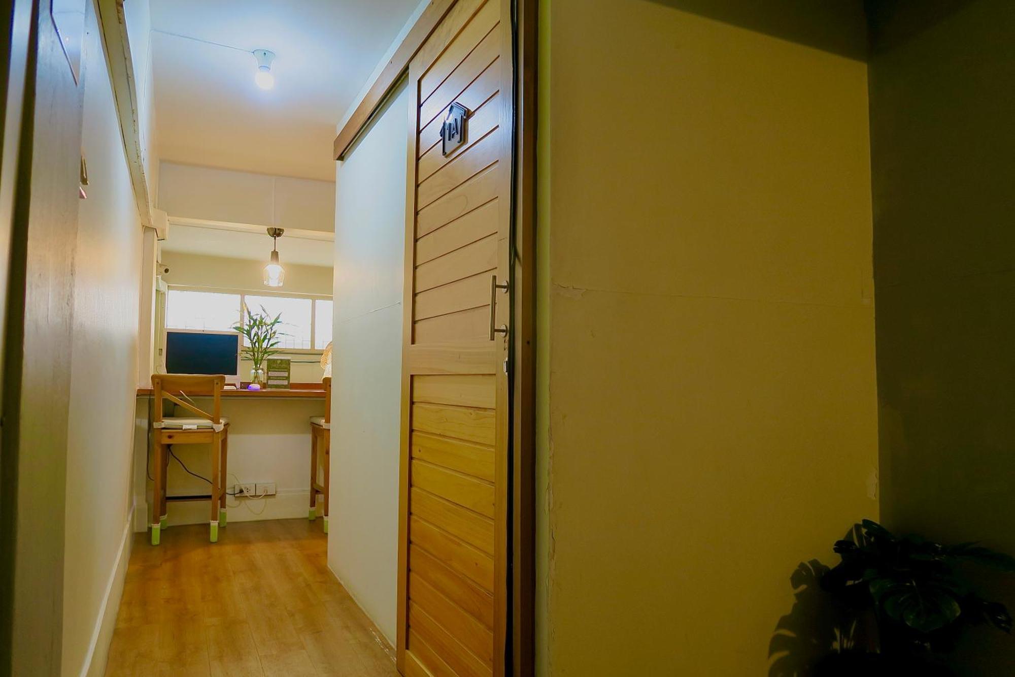 Les Fleurs Bangkok Hostel Екстер'єр фото