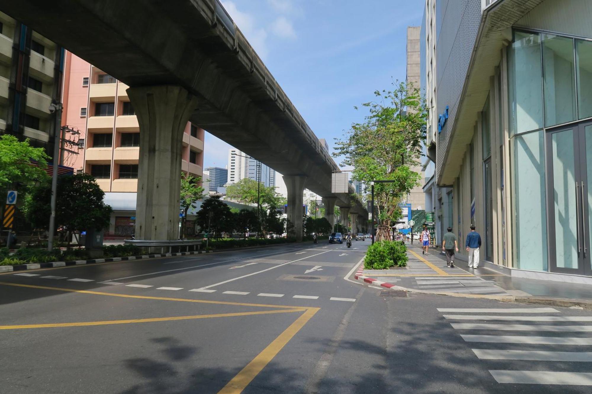 Les Fleurs Bangkok Hostel Екстер'єр фото