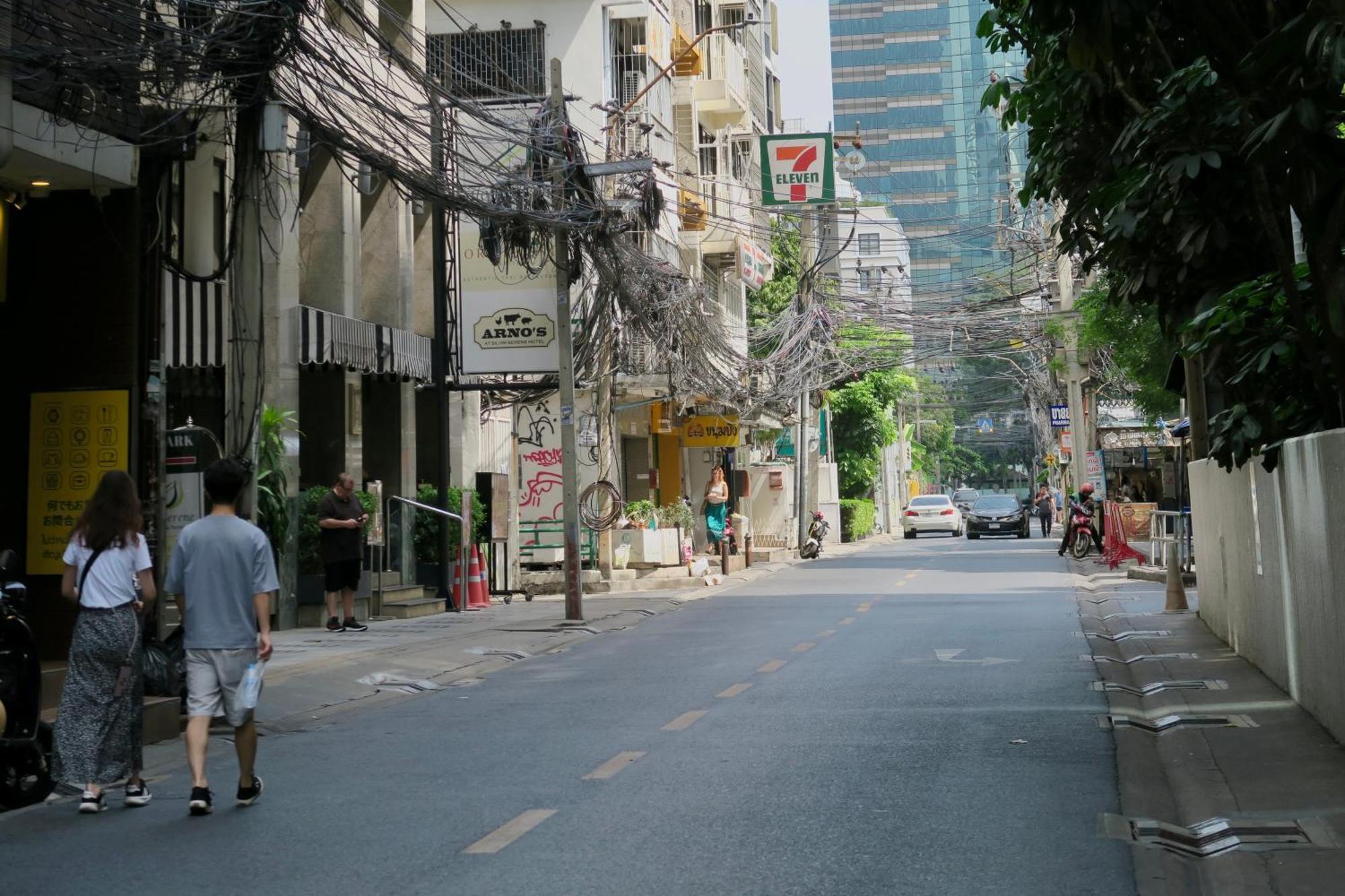 Les Fleurs Bangkok Hostel Екстер'єр фото
