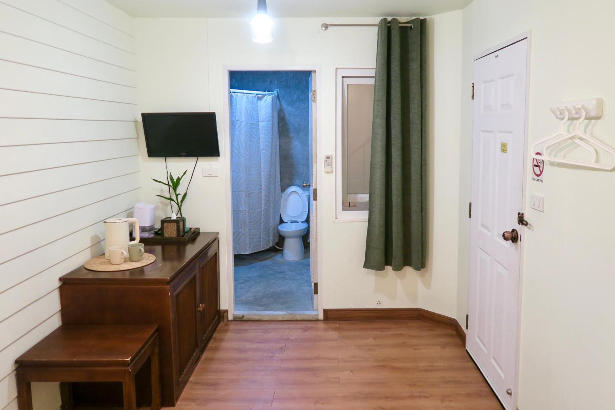 Les Fleurs Bangkok Hostel Екстер'єр фото