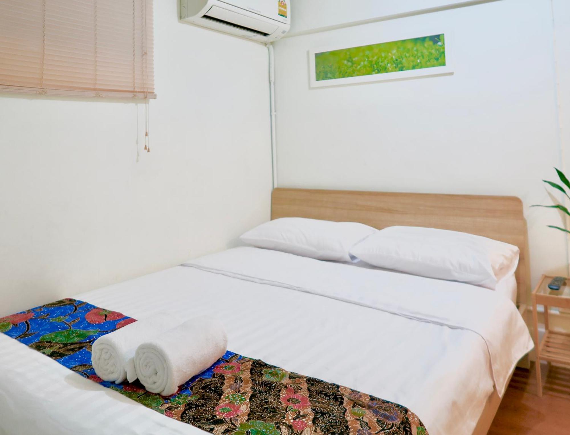 Les Fleurs Bangkok Hostel Екстер'єр фото